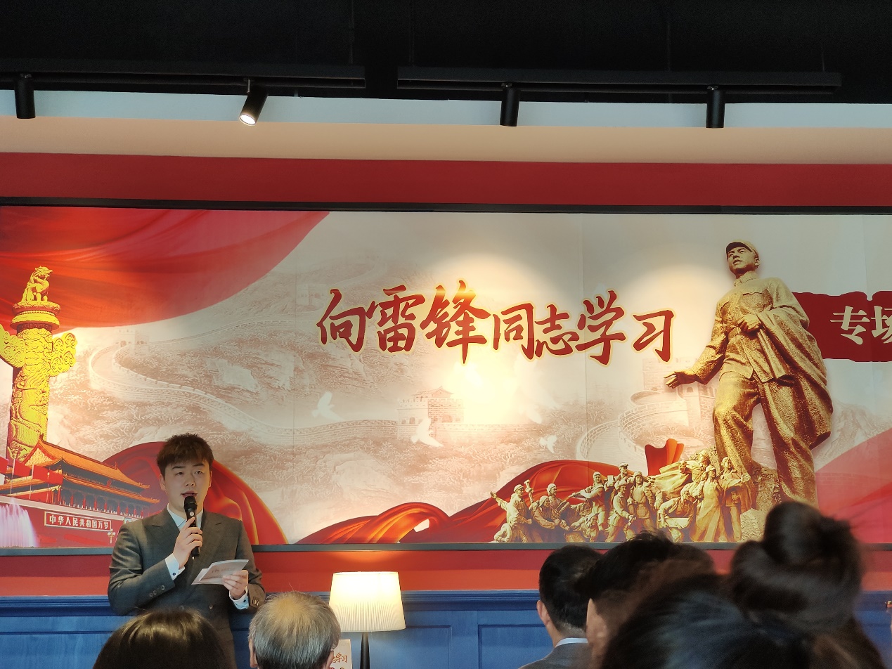 我校团委组织团员学生代表参加团武汉市委学雷锋日共青团专场读书会 我校团委组织团员学生代表参加团武汉市委学雷锋日共青团专场读书会
