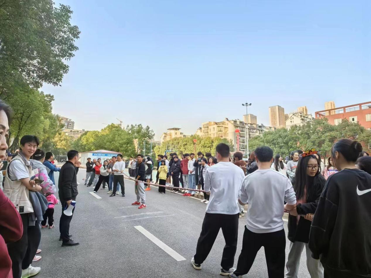 青春奋进新时代,运动逐梦向未来——WilliamHill中文官方网站2023年秋季运动会暨教职工运动会 青春奋进新时代,运动逐梦向未来——WilliamHill中文官方网站2023年秋季运动会暨教职工运动会