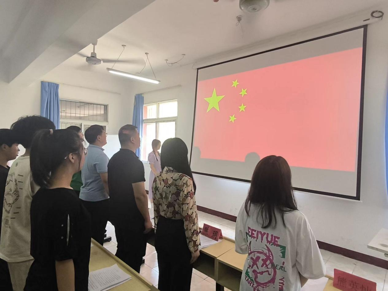 青春心向党，奋斗新征程 ——WilliamHill中文官方网站第五期团课结业典礼暨入团仪式