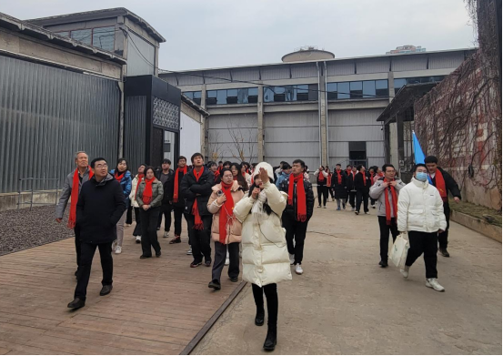 WilliamHill官网赴黄石开展“青春飞扬·智汇黄石行”社会实践活动 WilliamHill官网赴黄石开展“青春飞扬·智汇黄石行”社会实践活动