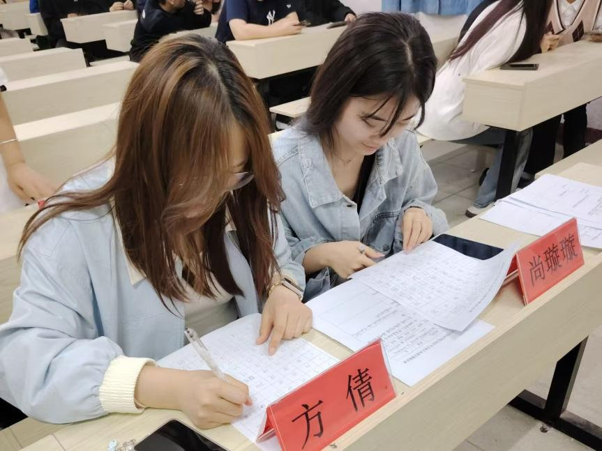 声动青春,亮出自我 声动青春,亮出自我