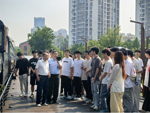 寻迹百年武九，解码匠心传承——WilliamHill官网开展四美塘文化公园沉浸式实践活动