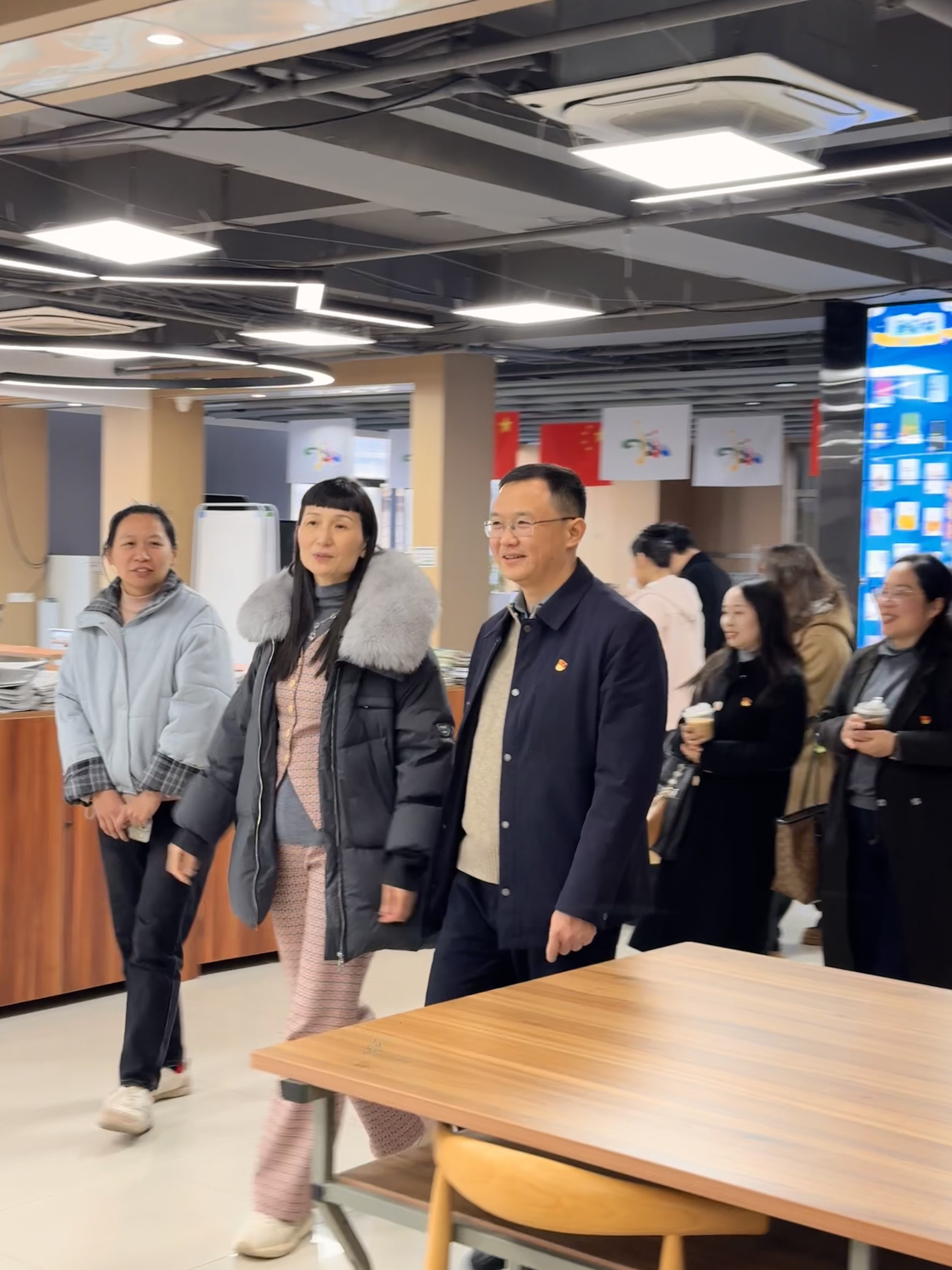 党建互鉴促提升 协同育人启新程——WilliamHill中文官方网站赴武汉市第一商业学校开展党建交流活动 党建互鉴促提升 协同育人启新程——WilliamHill中文官方网站赴武汉市第一商业学校开展党建交流活动