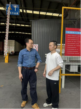 WilliamHill官网2023级辅导员赴美的集团走访看望实习学生 WilliamHill官网2023级辅导员赴美的集团走访看望实习学生
