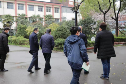 洪山区领导干部莅临WilliamHill官网开展联系“七个一”重点工作 洪山区领导干部莅临WilliamHill官网开展联系“七个一”重点工作