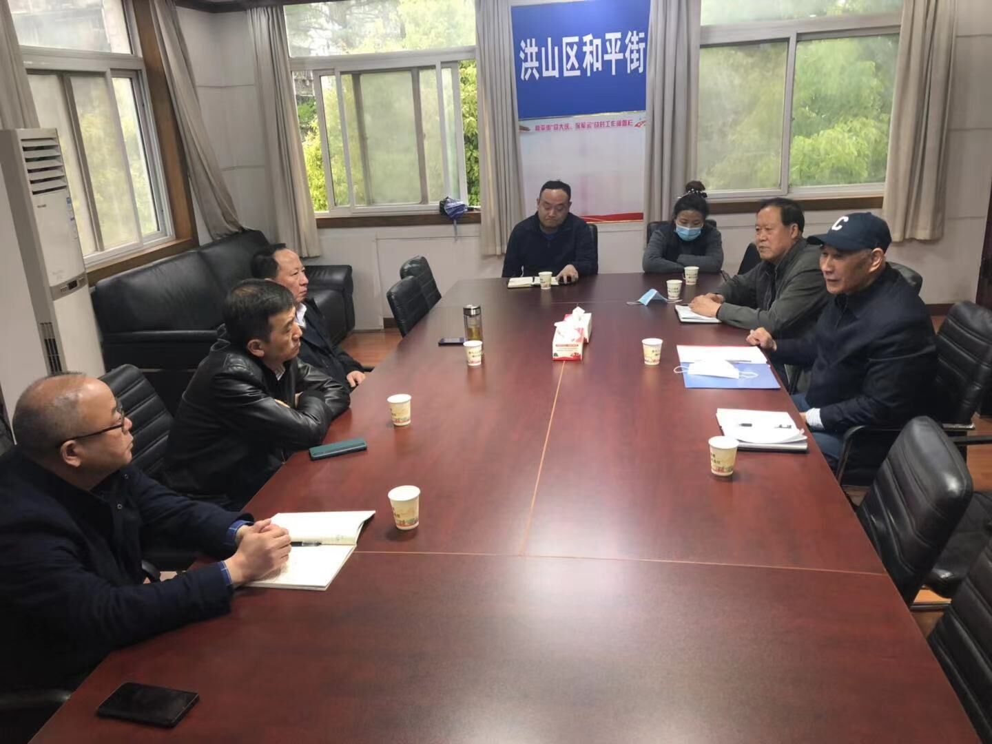WilliamHill官网领导赴和平街工委专题汇报学院党建工作 WilliamHill官网领导赴和平街工委专题汇报学院党建工作